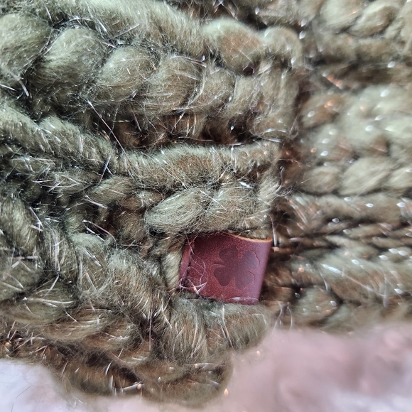 Lucky Brand Knit Sage Woven Crochet Scarf and Beanie - Picture 15 of 16